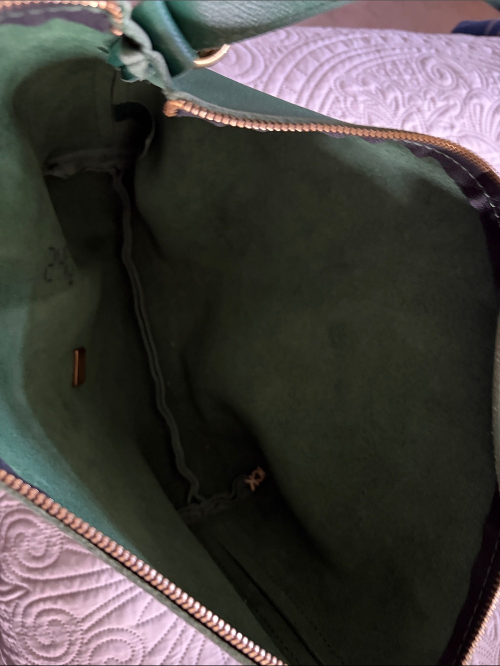 Portland Leather Bacalar large Slouchy Shoulder Bag - Picture 4 of 5